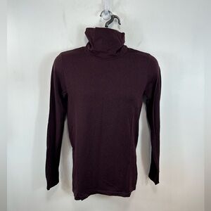 Athleta Flurry Peak Turtleneck